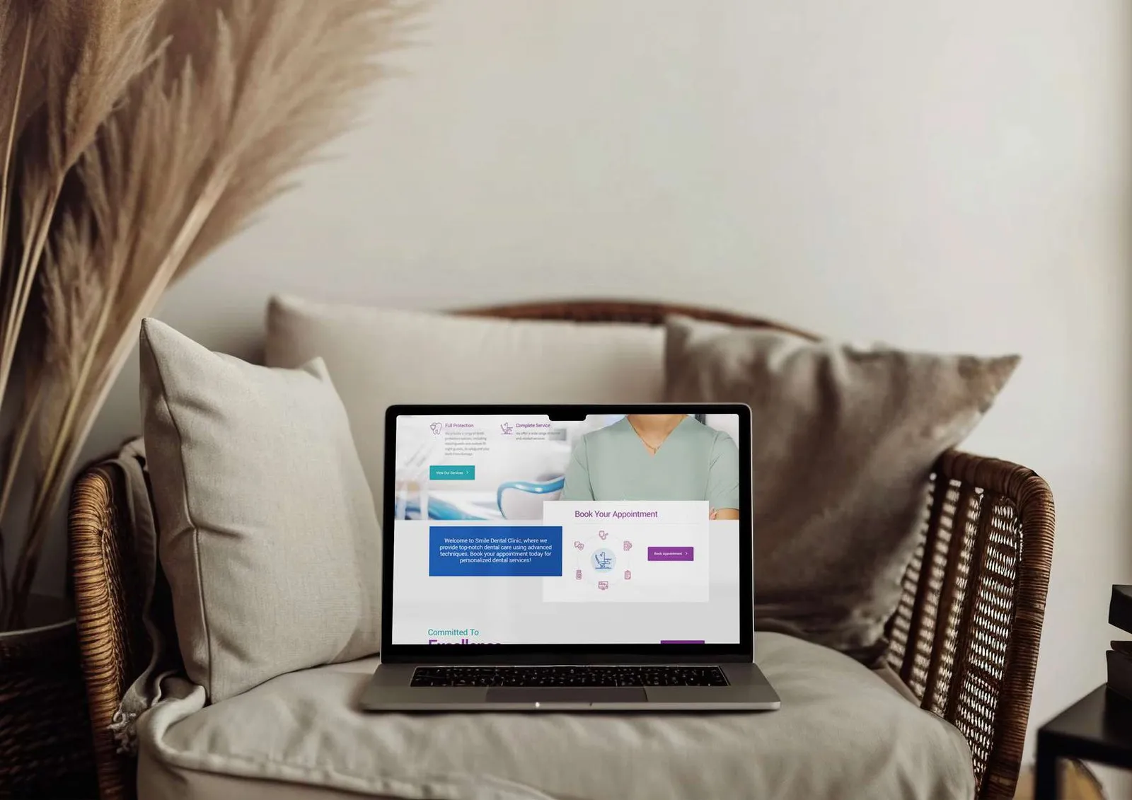 Smile Specialty Dental Center — website & online booking system by MereqTech